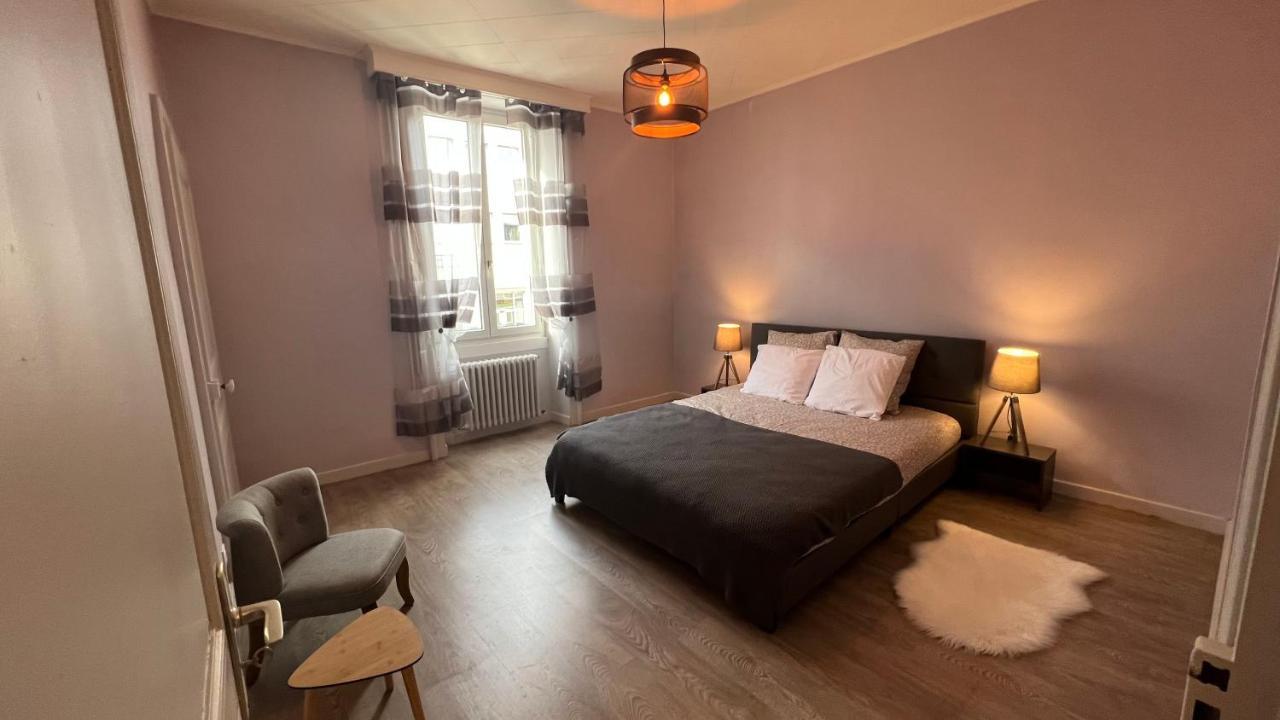 Appartement T4 70M2 - Meuble - Centre Ville - Proche Thermes لون-لو-سونييه المظهر الخارجي الصورة