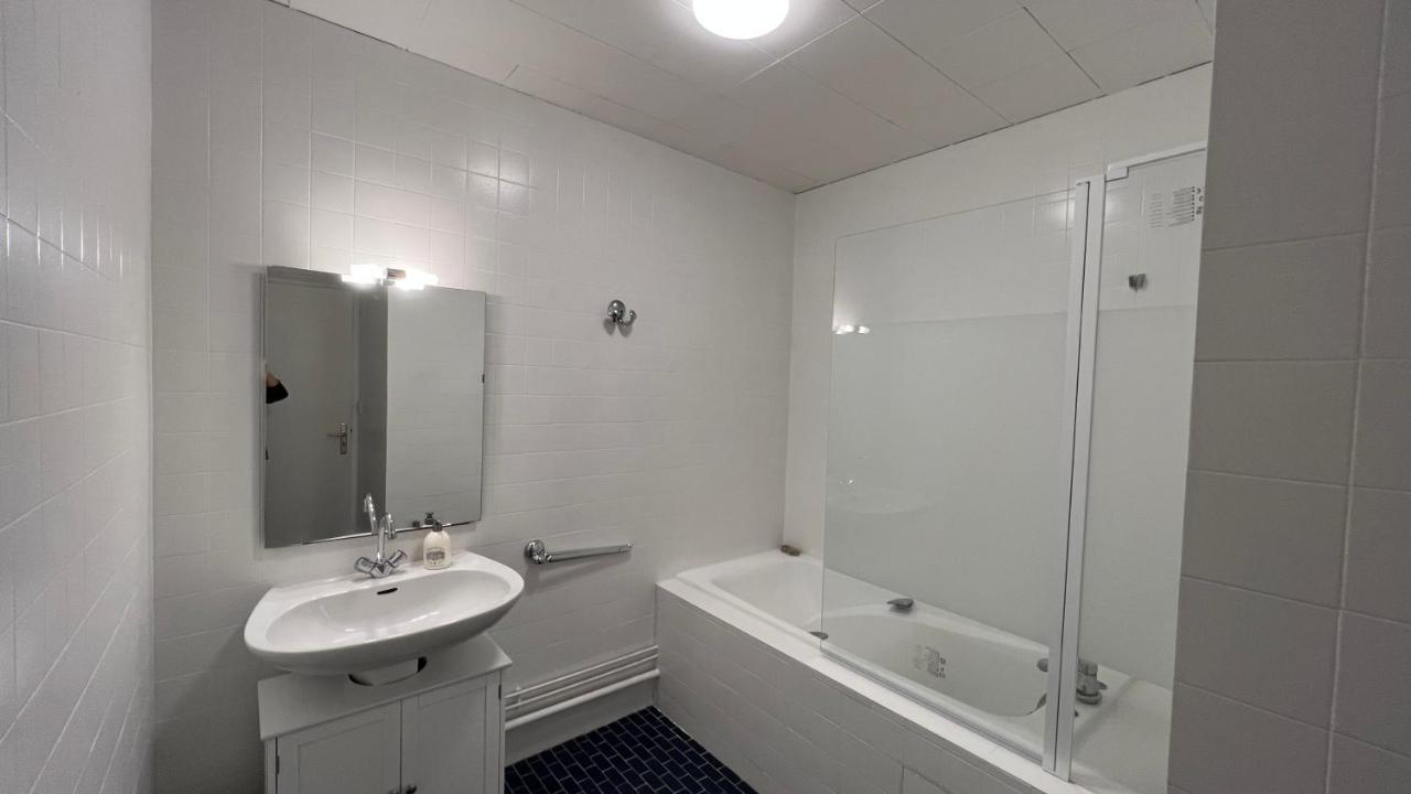 Appartement T4 70M2 - Meuble - Centre Ville - Proche Thermes لون-لو-سونييه المظهر الخارجي الصورة